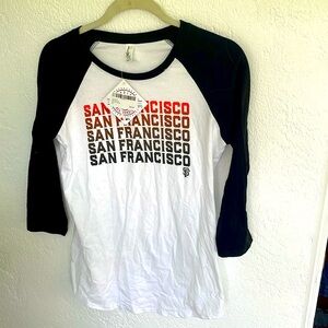 NWT San Francisco‎ Sport 3/4 sleeve Two Tone Fitted Tee Shirt Medium